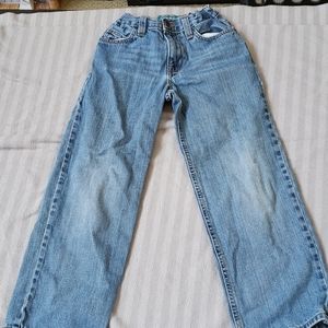 A bundle of 8 boys jeans -2 long, 6 short age 7-10
